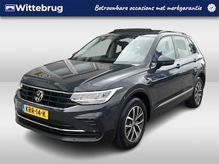 Volkswagen Tiguan 1.4 TSI eHybrid Life / AUTOMAAT/ 245 PK/ PANO/ TREKHAAK/ PARK.SENSOR.V+A/ STUURVERWARM./ ADAPTIVE CRUISE/ APP-CONNECT/ DIGITAL DASH/ NAVI/ DAB/ CLIMA