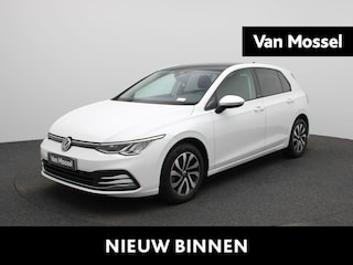 Volkswagen Golf 1.0 eTSI Life | Automaat | Panorama dak | Virtual cockpit | Parkeer sensoren  | Stoel/stuur verwarming | Navigatie | Apple Carplay / Android Auto | Sfeerverlichting | Lichtmetalen Velgen |