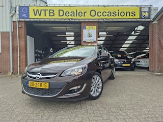 Opel Astra 1.4 Cosmo, Navi, Cruise Contr. Dealer o.h., Airco,