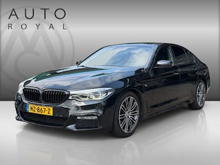 BMW 520d High Executive HEAD-UP DISPLAY | HARMAN/KARDON | SCHUIFDAK | CAMERA | LEDER | ELEKT STOELEN | KEYLESS ENTRY/GO | NAVIGATIE | LASER KOPLAMPEN | STUUR/STOEL VERWARMING | STOEL VENTALATIE