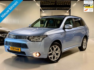 Mitsubishi Outlander 2.0 PHEV instyle+ Opendak|Camera|Trekhaak!!!