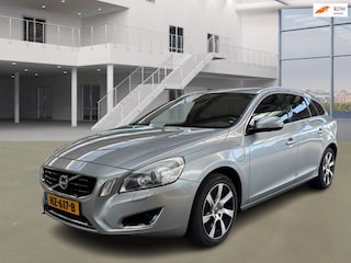 Volvo V60 2.4 D6 AWD Plug-In Hybrid Pure Limited Automaat