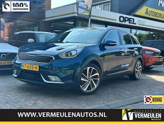 Kia Niro 1.6 GDi 141PK ExecutiveLine Automaat + 18"/ Navi/ Clima/ Leder/ Winterpakket/ Xenon/ CarPlay/ Trekhaak/ NL auto