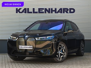 BMW iX xDrive50 - Luchtvering - Integral Active Steering - Driving Ass Prof - Pano