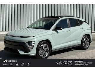 Hyundai Kona 1.6 GDI HEV N Line Sky / €4.500,- Voordeel / Stoel verwarming/verkoeling / Schuif/Kantel dak / Parkeerassistent / 360 Camera / Dashcam / Elektrische achterklep / Bose Audio /