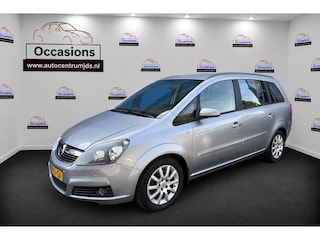 Opel Zafira 2.2 Temptation. Airco , 7 persoons , parkeersensoren !