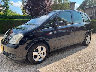 Opel Meriva 1.4-16V Essentia