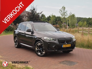 BMW iX3 High Executive 80 kWh | Facelift | Panoramadak | Trekhaak | Harman Kardon | Head-Up Display | 360 Camera | LED-Laser |