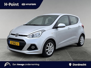 Hyundai i10 5drs. 1.0i 67pk i-Motion Comfort | TREKHAAK | NAVI | LM-VELGEN | CLIMA | LAGE KMSTAND | CRUISECONTROL |