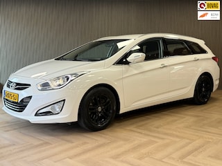Hyundai i40 Wagon 1.6 GDI Blue Go! Edition NAVI CRUISE CILIMATE CONTROL KEYLESS ENTRY / START LED PDC V+A