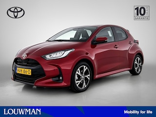 Toyota Yaris 1.5 Hybrid 115 Dynamic | BTW voertuig | Stoel+stuurverwarming | Apple CarPlay/Android Auto | Climate Control | Cruise Control Adaptive | Achteruitrijcamera | Parkeersensoren voor+achter |