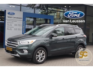 Ford Kuga 1.5 TITANIUM 150PK LEDER PANODAK CAMERA SONY-AUDIO TREKHAAK APPLE/ANDROID WINTERPACK 2000KG TREKGEWICHT