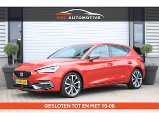 Seat Leon 1.5 eTSI FR FR | Carplay | ACC | DCC | LED | Parkeersensoren | Trekhaak | Dealer Onderhouden