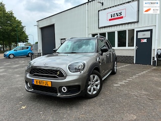 Mini Countryman 1.5 Cooper S E ALL4 Chili, top onderhouden!