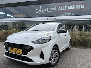Hyundai i10 1.0 Comfort Achteruitrijcamera - Airco - Navigatie - Parkeersensoren achter - Cruise control - Radio - Led verlichting - Fabrieksgarantie