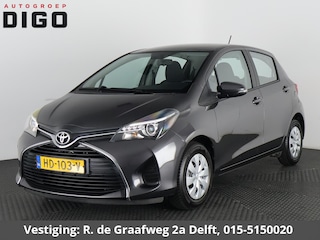 Toyota Yaris 1.0 VVT-i Aspiration | Airco | All-Season banden | Camera | Bluetooth |