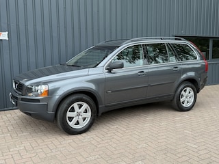 Volvo XC90 2.5 T Momentum 7-PERSOONS!/1E EIG.!/DEALER OND.!/