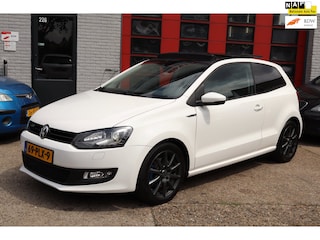 Volkswagen Polo 1.6 TDI Highline , ALCANTARA , PANO DAK , NAVI . LEDER ,PDC
