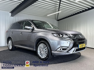 Mitsubishi Outlander 2.4 PHEV Intense+ Automaat | Trekhaak | Pano