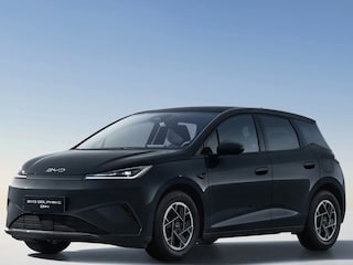 BYD Dolphin G 1.5L DM-i Boost | 105km Elektrisch actieradius | Obsidian Black | Camera | Stoel en Stuurverwarming | Keyless |