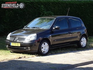 Renault Clio 1.2 Campus met Radio