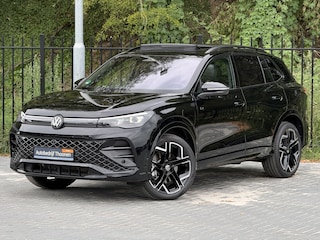 Volkswagen Tiguan 1.5 eHybrid R-Line | Leer | H&K | Trekhaak | HUD