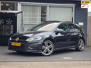Volkswagen Golf 1.5 TSI Highline Business R-LINE / PANO / VIRTUAL / ACC / DCC