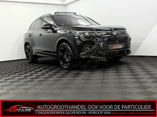 Volkswagen Tiguan 1.5 eHybrid R-Line Plug-in Panoramadak, 360 Camera, Trekhaak, Leder, Head-up display, Elektrische achterklep, Winterpakket, Memory stoelen, 2 jaar garantie