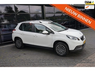 Peugeot 2008 1.2 PureTech Blue Lion, Airco, Navi, PDC, Airco, Trekhaak
