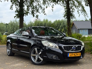 Volvo C70 2.5 T5 - R design - Dynaudio - TREKHAAK -
