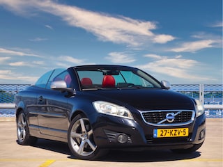Volvo C70 2.5 T5 - R design - Dynaudio - TREKHAAK -