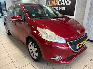 Peugeot 208 1.2 VTi Access |Nieuwe APK | Cruise | Navi | PDC
