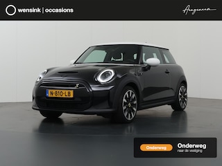 Mini Mini Business Edition 33 kWh | SOH 95% | Union Jack achterlichten | Sportstoelen | Groot Navigatie | PDC | Apple CarPlay/Android Auto | DAB | Climate Control | Cruise Control |
