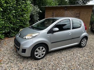 Peugeot 107 5 drs/airco/beur/apk/direkt mee