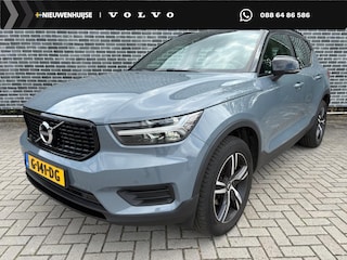 Volvo XC40 1.5 T3 R-Design | Trekhaak | Achteruitrijcamera | Parkeersensoren | Parkeerverwarming | Keyless Entry | Elektrische Achterklep | Stoelverwarming voor en achter | Navigatie | LED Koplampen | Cruise Control | DAB