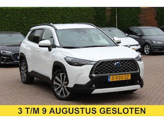 Toyota Corolla Cross 2.0 High Power Hybrid First Edition / Camera / Half leder / CarPlay / Keyless / 18'' / Sfeerverlichting / Stoelverwarming / Dodehoek / DAB / ACC