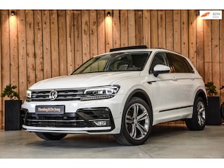 Volkswagen Tiguan 2.0 TSI 4Motion R-Line *Pano*Dynaudio*Leer*Camera*Head-Up*