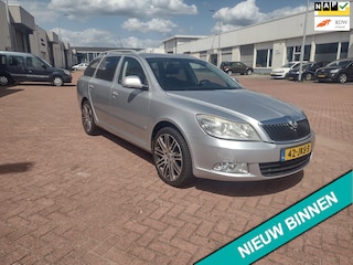 Skoda Octavia Combi 1.4 TSI Elegance MOOIE AUTO BEL 0619590613 AUTOMAAT 5 DRS APK 20-03-2027