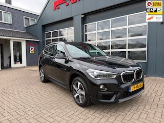 BMW X1 SDrive20i Centennial High Executive / Head-Up / Sport leder .