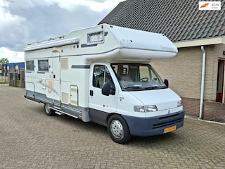 Benimar Europe Top Ringverwarming/Airco/4 persoons/WC/Luchtvering achteras