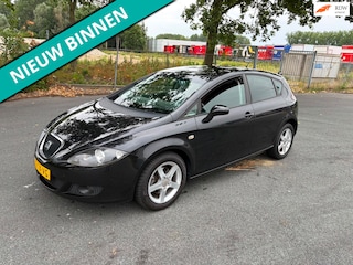 Seat Leon 1.6 Sportstyle LEUKE AUTO RIJDT EN SCHAKELT GOED