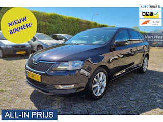 Skoda Rapid Spaceback 1.0 TSI Greentech Drive ✅PANODAK ✅CARPLAY ✅NIEUWE APK