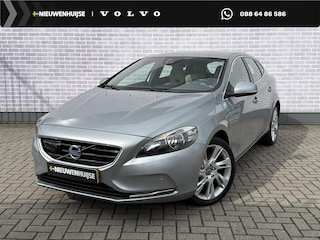Volvo V40 2.0 T5 Summum | Automaat | Navigatie | High Performance Audio | Parkeersensoren | Cruise Control Adaptief | BLIS | Keyless Entry | Alarm | Lederen Bekleding | Stoelverwarming | Nederlandse auto
