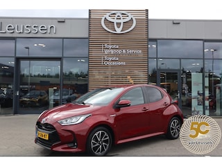 Toyota Yaris 1.5 HYBRID DYNAMIC TREKHAAK STOELVERWARMING LM-VELGEN