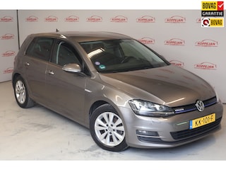 Volkswagen Golf 1.0 TSI Connected Series NL auto, Carplay, All season banden, Cruise controle