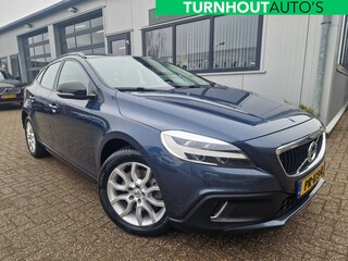 Volvo V40 T3 Nordic+ | Lichtmetalen velgen 17" | Stoelverwarming | Verwarmbare voorruit