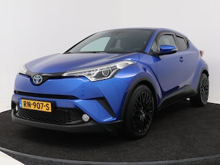 Toyota C-HR 1.8 Hybrid First Edition | JBL | Trekhaak | Leder | Stoelverwarming | Onderweg-naar-dealer