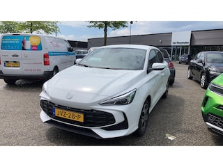 MG 3 1.5 Hybrid+ Luxury | Navi | Led Koplampen | Stoel + Stuurverwarming | CarPlay | 360 Camera | Adaptive Cruise Control |