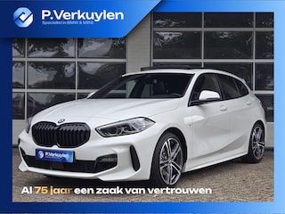 BMW 118i High M SPORT | PANORAMA | CAMERA | LEDER | SPORTSTOELEN | 18 INCH LM VELGEN | TREKHAAK |