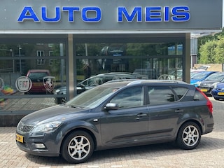 Kia Ceed 1.4 CVVT Seven Navi  Deze auto heeft tikkend geluid Alleen VOOR Export